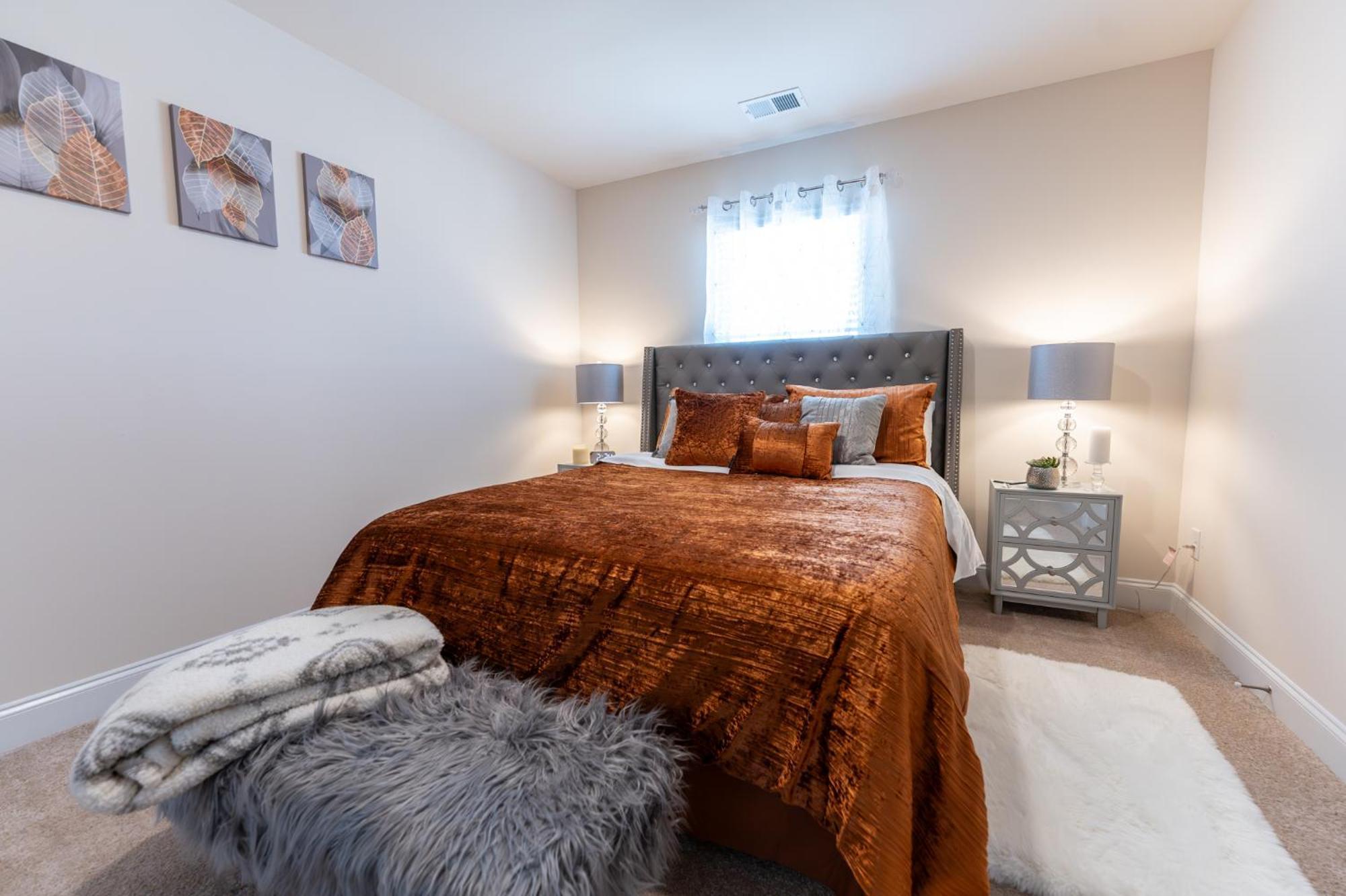 Luxury Bedroom With Private Bath Hampton Exteriér fotografie